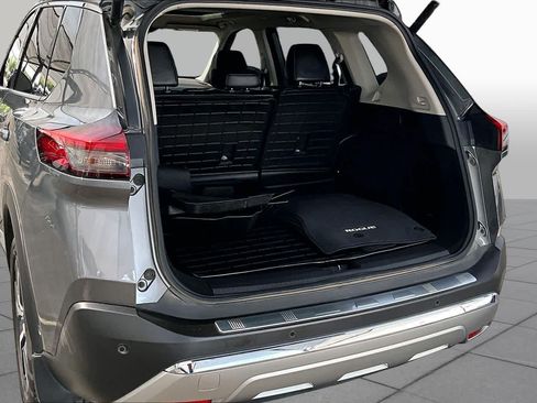 Used 2023 Nissan Rogue Platinum w/ Platinum Premium Package FWD image 37