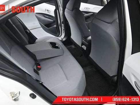Used 2023 Toyota Corolla SE FWD image 28