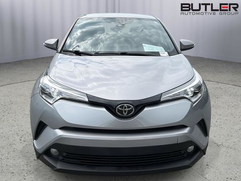 Used 2018 Toyota C-HR XLE FWD image 9