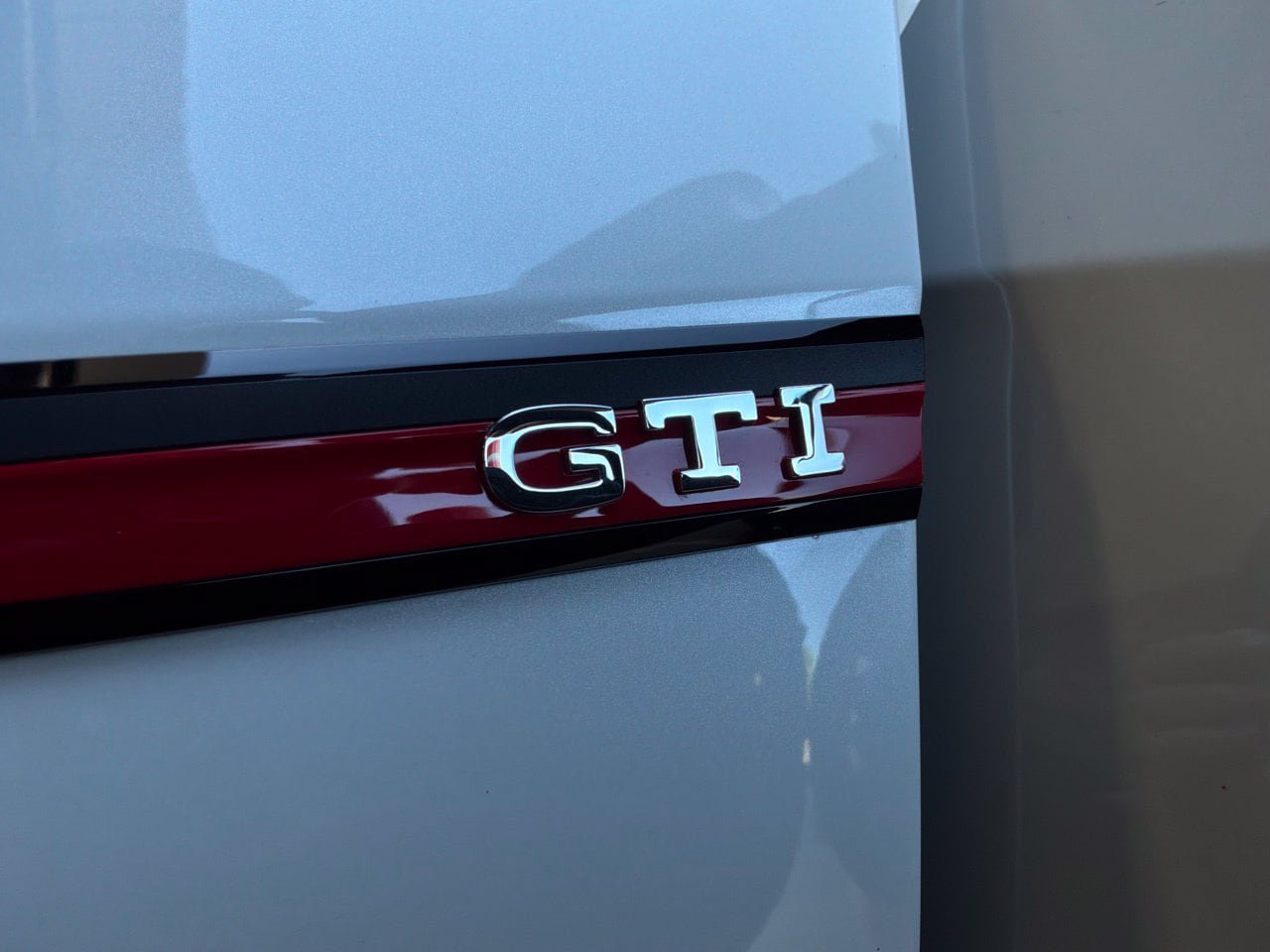 Used 2023 Volkswagen GTI SE w/ SE Leather Package FWD image 10