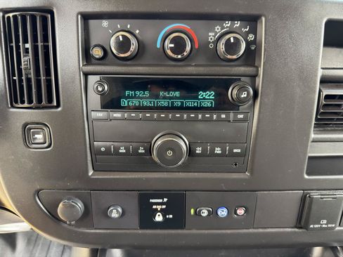 Used 2022 Chevrolet Express 2500 w/ Driver Convenience Package RWD image 20