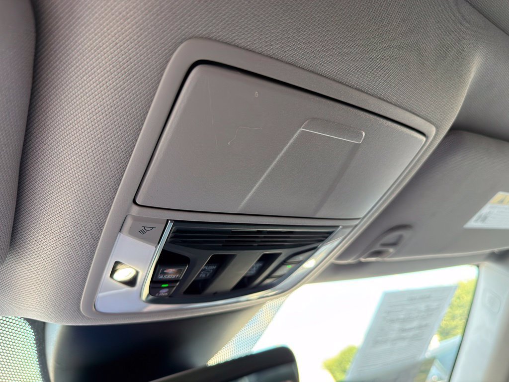 Used 2024 Acura MDX w/ Technology Package AWD/4WD image 31