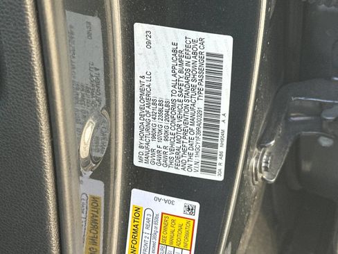 Used 2024 Honda Accord EX image 27