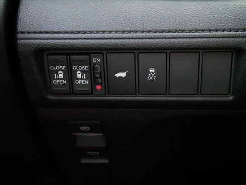Certified 2026 Honda Odyssey EX-L image 26