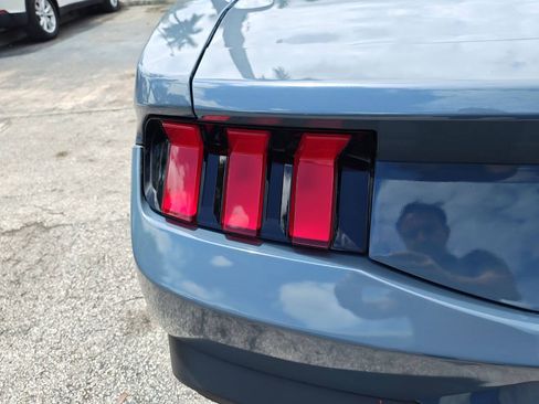 Used 2025 Ford Mustang Coupe RWD image 22