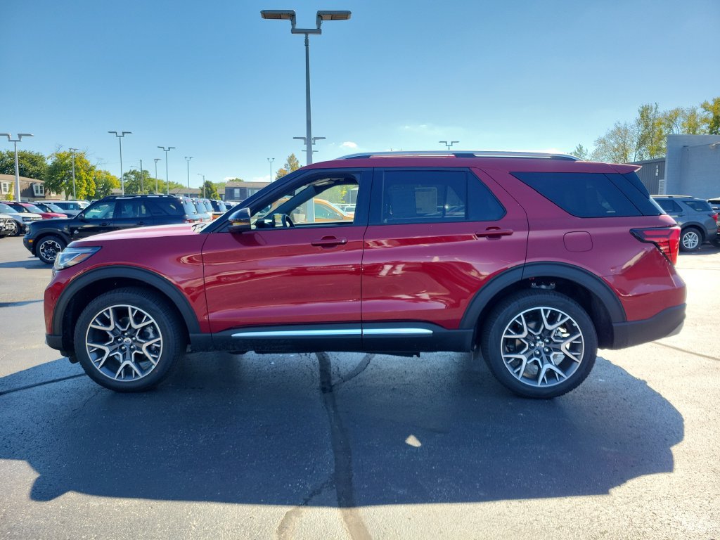 New 2027 Ford Explorer Platinum w/ 3.0L Ultimate Package AWD/4WD image 7