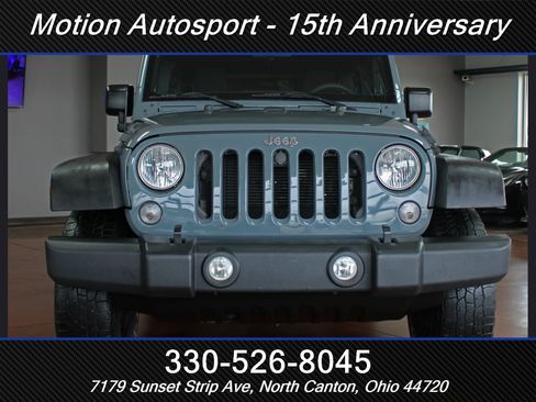 Used 2015 Jeep Wrangler Unlimited Sport image 3