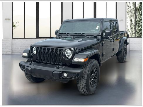 Used 2022 Jeep Gladiator Sport AWD/4WD image 1