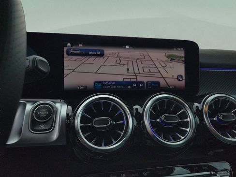 New 2026 Mercedes-Benz GLB 35 AMG 4MATIC image 22