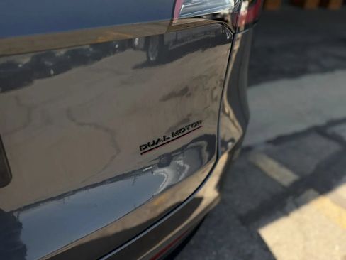 Used 2022 Tesla Model Y Performance AWD/4WD image 35