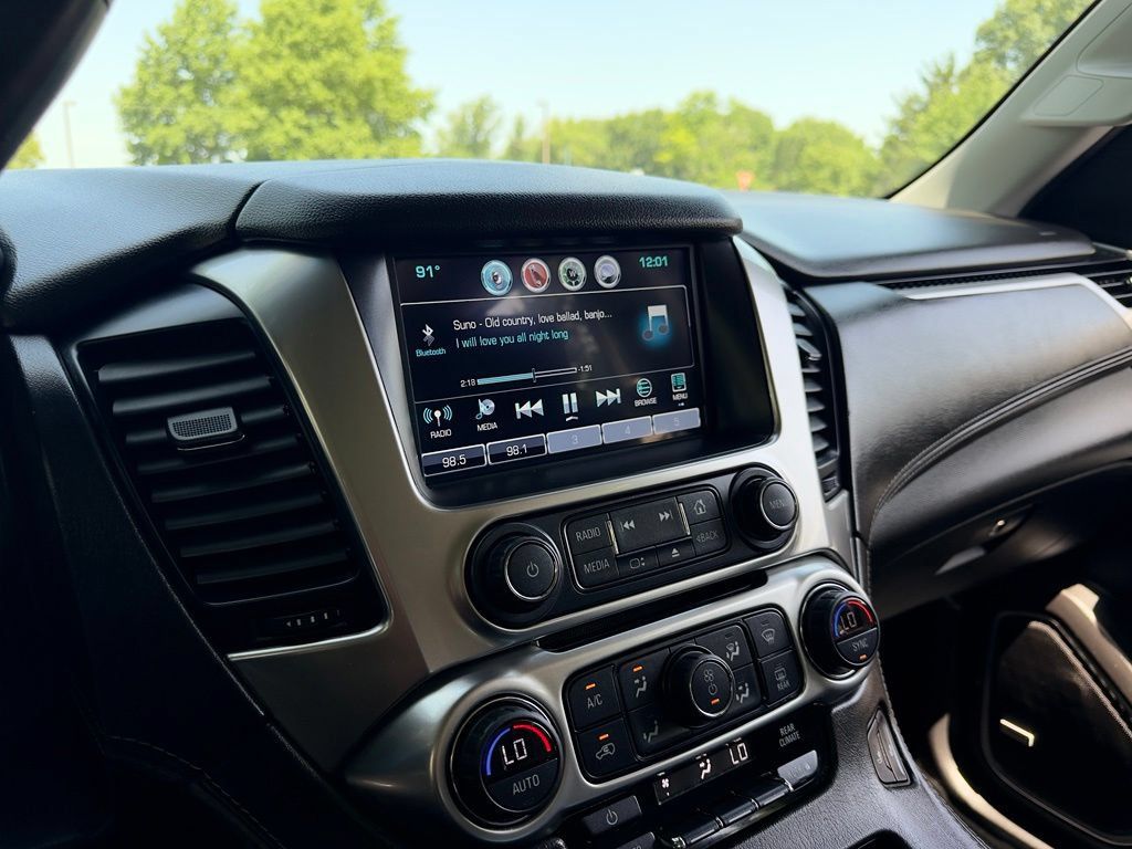 Used 2020 Chevrolet Tahoe LT AWD/4WD image 14