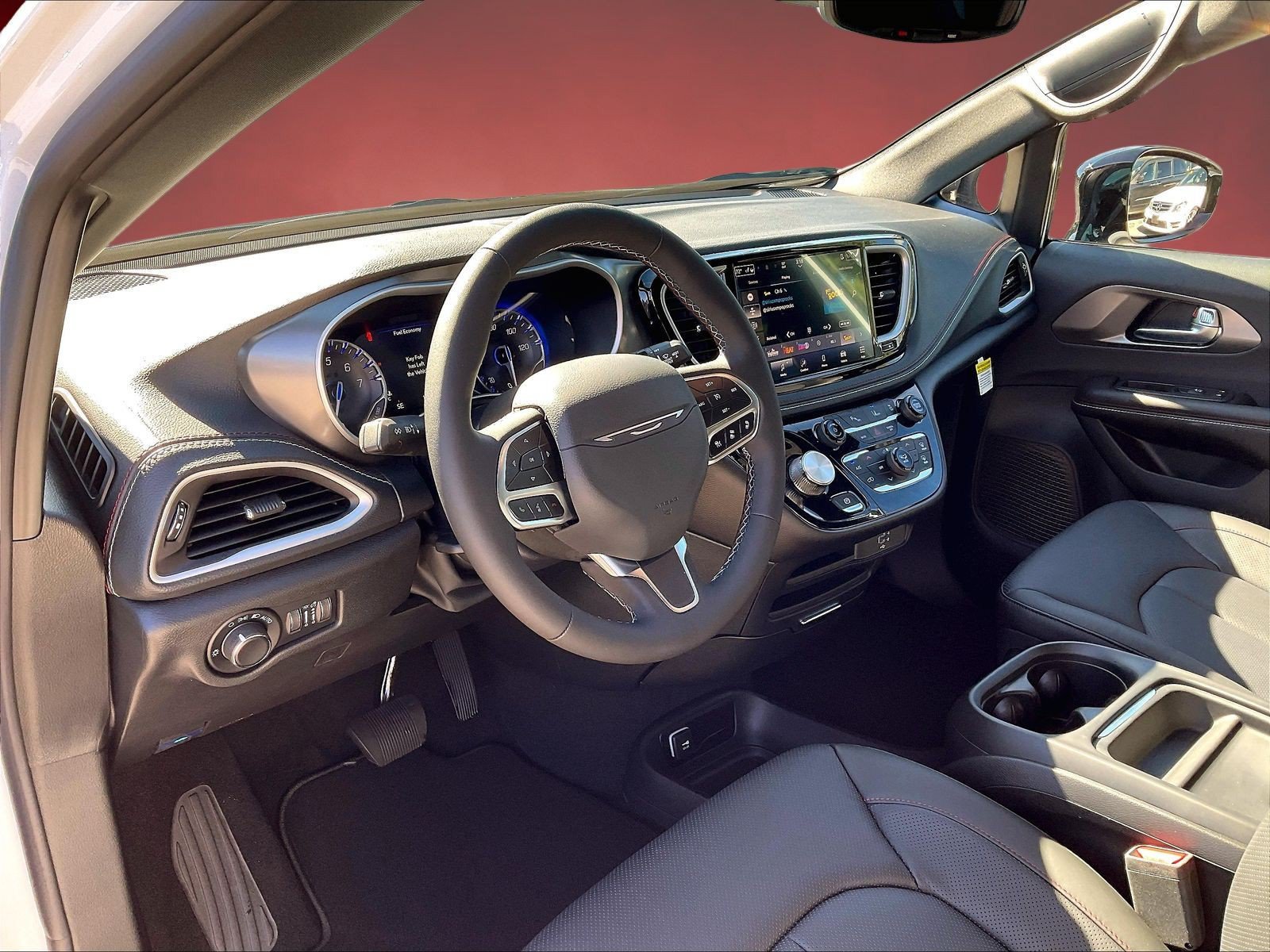 New 2027 Chrysler Pacifica Select AWD/4WD image 6