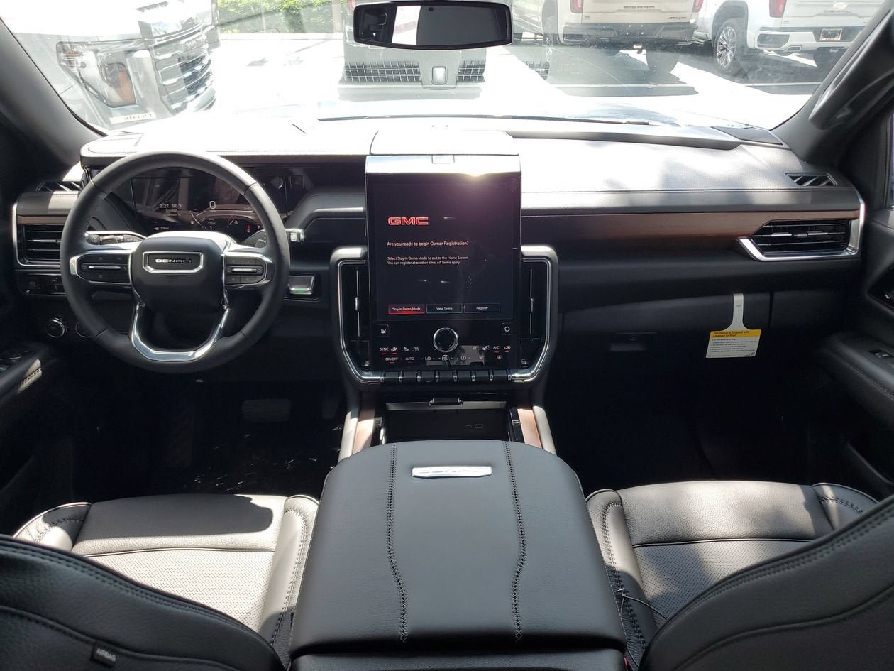New 2026 GMC Yukon Denali RWD image 12