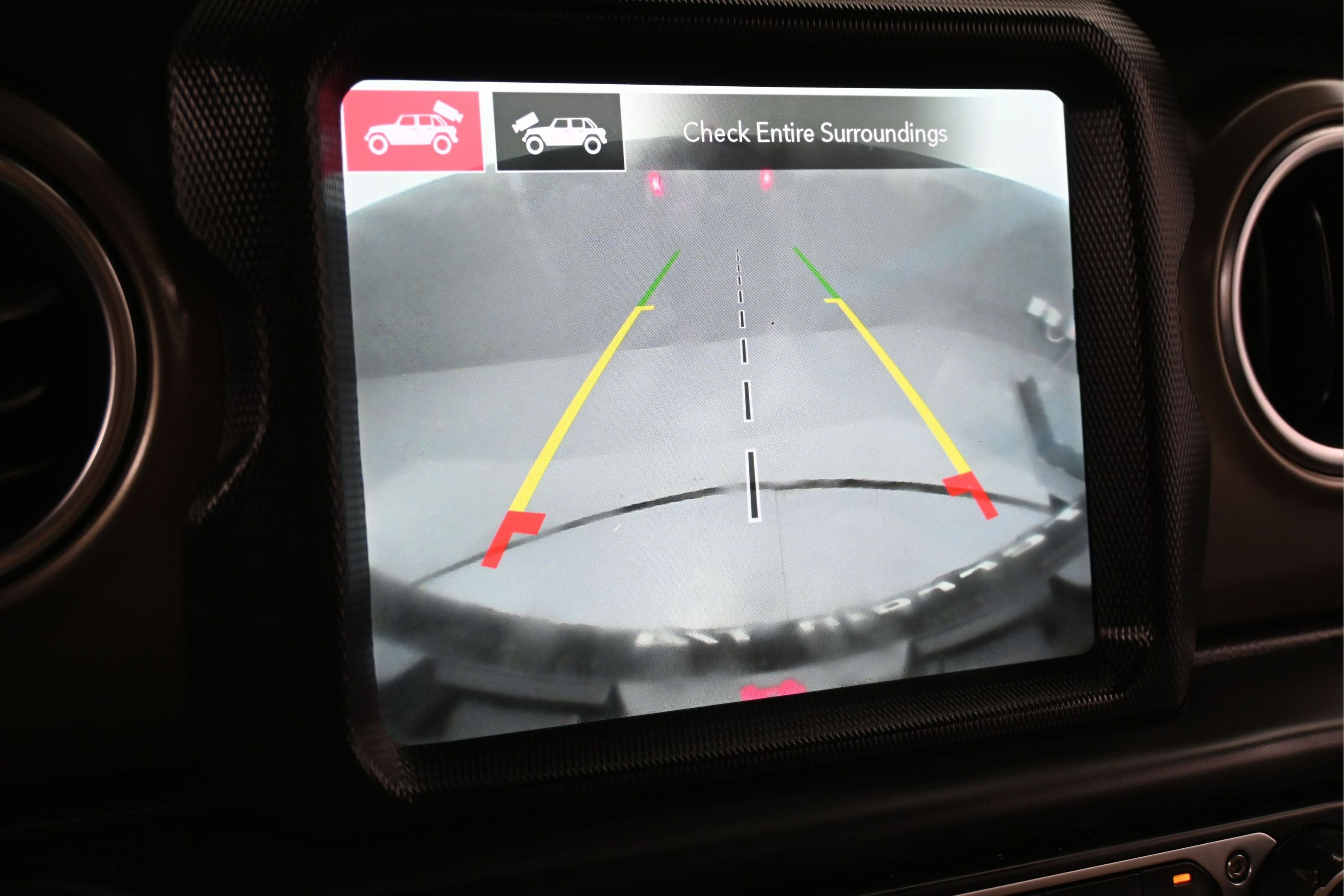 Used 2021 Jeep Wrangler Unlimited Rubicon AWD/4WD image 17
