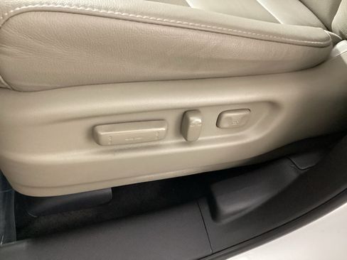 Used 2022 Honda Pilot EX-L image 18