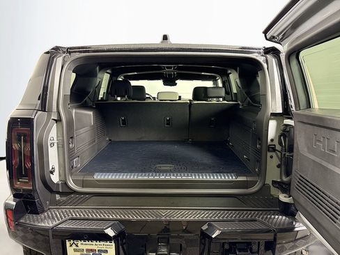 New 2026 GMC Hummer EV SUV w/ LPO, Dark Essentials Package AWD/4WD image 27