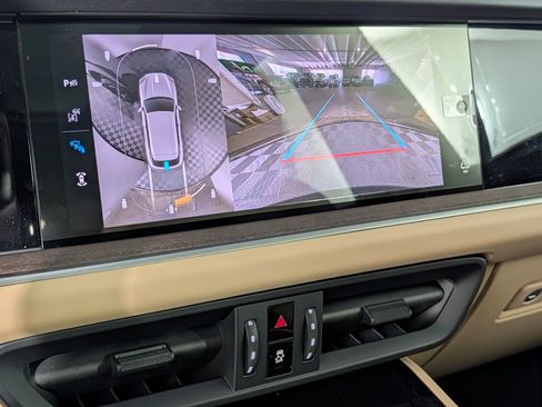 New 2026 Porsche Cayenne AWD/4WD image 31