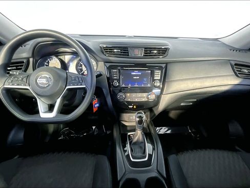 Used 2019 Nissan Rogue S image 44