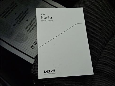 Certified 2022 Kia Forte LXS image 25