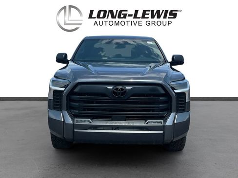 Used 2025 Toyota Tundra SR5 w/ SR5 Convenience Package AWD/4WD image 11