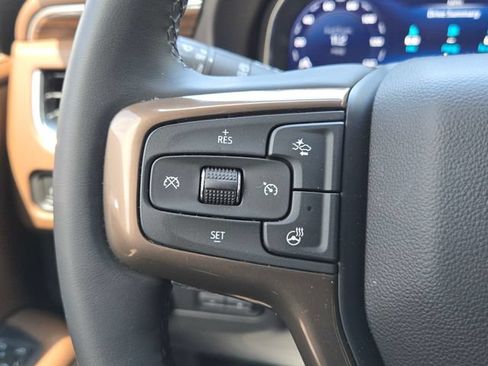 Used 2024 Chevrolet Tahoe High Country AWD/4WD image 22