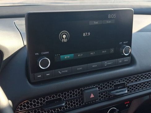 Certified 2025 Honda HR-V Sport image 15