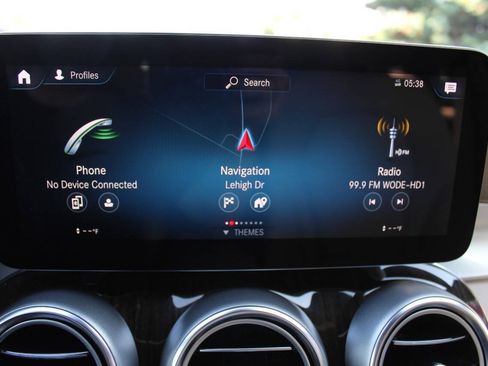 Used 2021 Mercedes-Benz GLC 300 4MATIC Coupe image 10