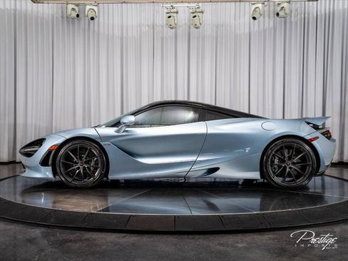 Used 2018 McLaren 720S Luxury RWD image 14