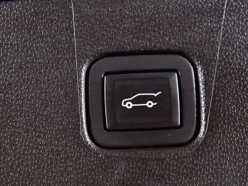 Used 2021 Chevrolet Blazer RS w/ Enhanced Convenience Package image 6