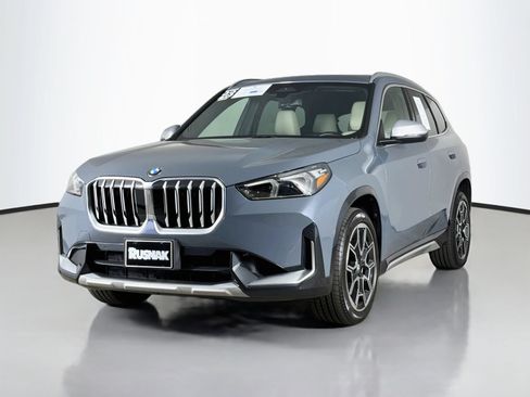 Certified 2023 BMW X1 xDrive28i w/ Convenience Package AWD/4WD image 3