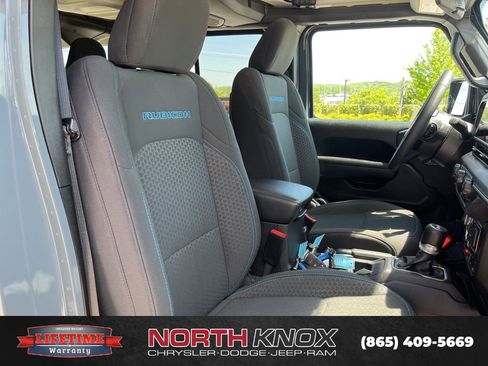 Used 2025 Jeep Wrangler Unlimited Rubicon 4xe w/ Safety Group AWD/4WD image 25
