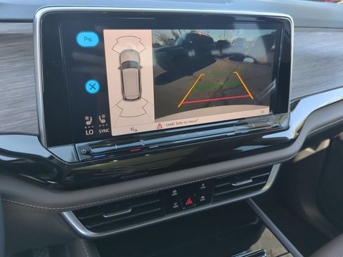 New 2026 Volkswagen Atlas SEL image 28