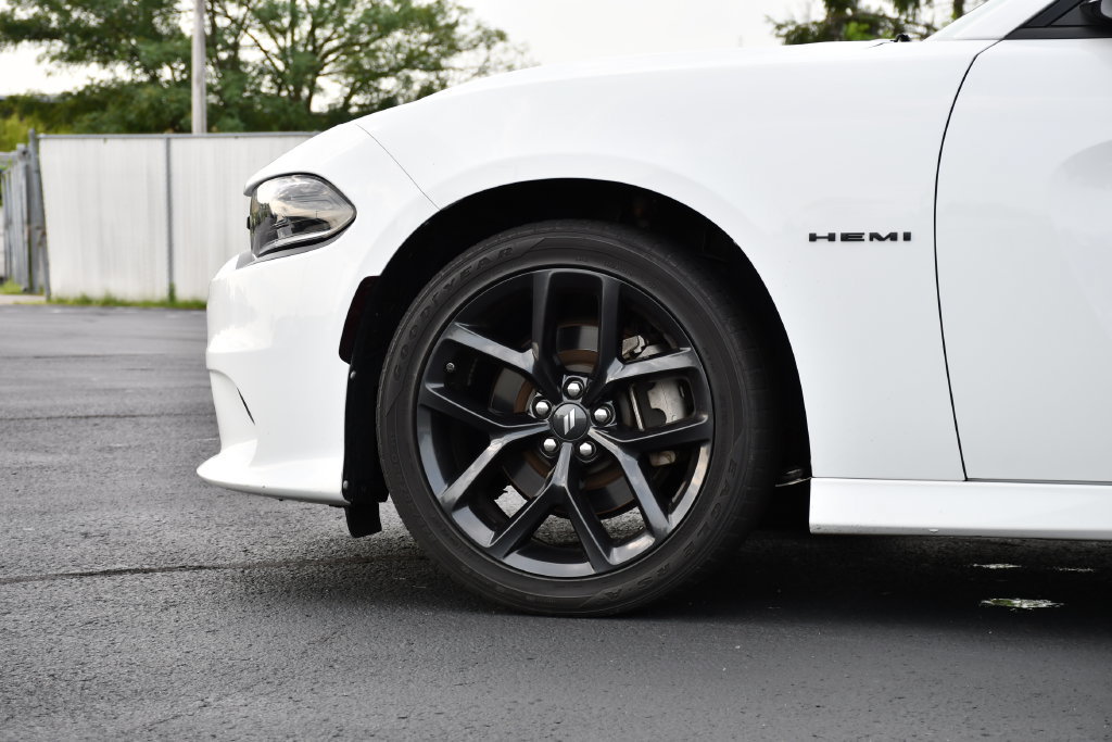Used 2022 Dodge Charger R/T w/ Blacktop Package RWD image 12