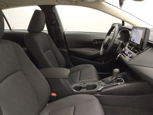 Used 2024 Toyota Corolla LE FWD image 21