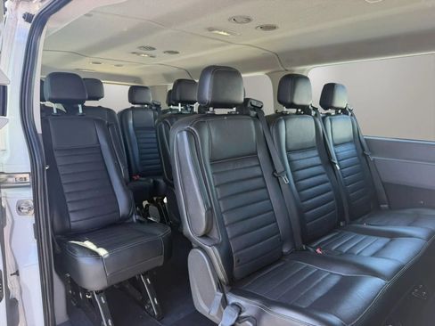 Used 2022 Ford Transit 350 XLT AWD/4WD image 15