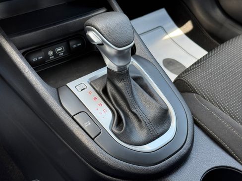 Used 2019 Kia Forte LXS image 28