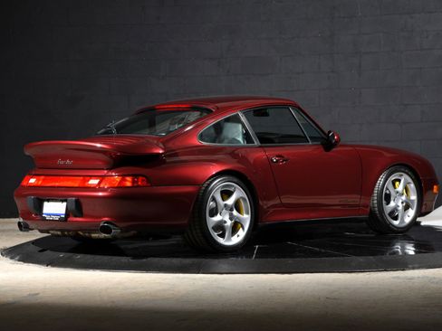 Used 1996 Porsche 911 Turbo RWD image 3