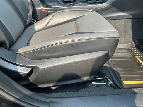 Used 2022 Subaru Crosstrek 2.5i Sport w/ Moonroof Package AWD/4WD image 31