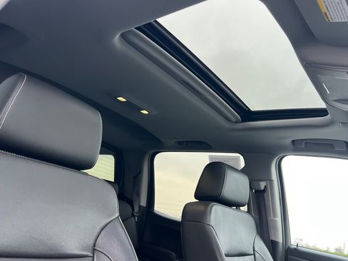 Used 2018 Chevrolet Silverado 1500 LTZ Z71 w/ LTZ Plus Package image 16