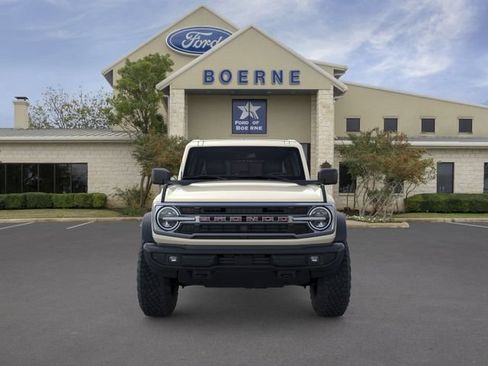 New 2026 Ford Bronco Outer Banks w/ Sasquatch Package AWD/4WD image 6