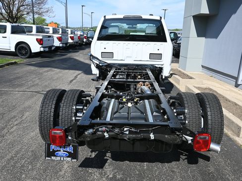 New 2026 Ford F550 2WD Regular Cab Super Duty image 4