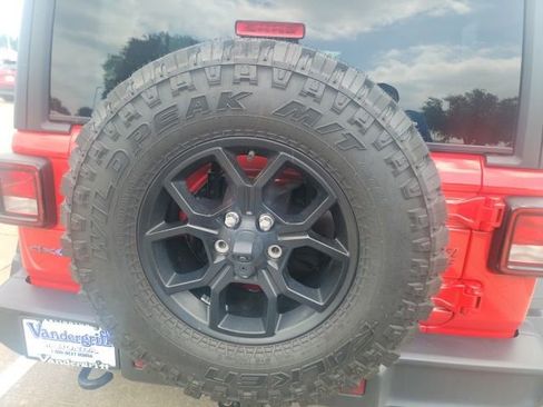 Used 2025 Jeep Wrangler Unlimited Sport S 4xe AWD/4WD image 7