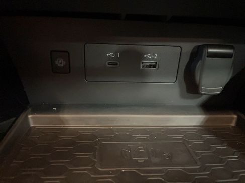 Used 2024 Nissan Altima 2.5 SR w/ SR Premium Package image 5