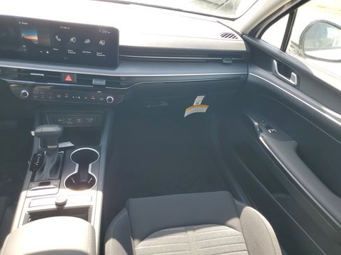 New 2026 Kia K5 LXS image 30