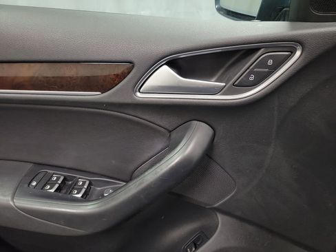 Used 2018 Audi Q3 2.0T Premium Plus w/ Premium Plus Package image 20