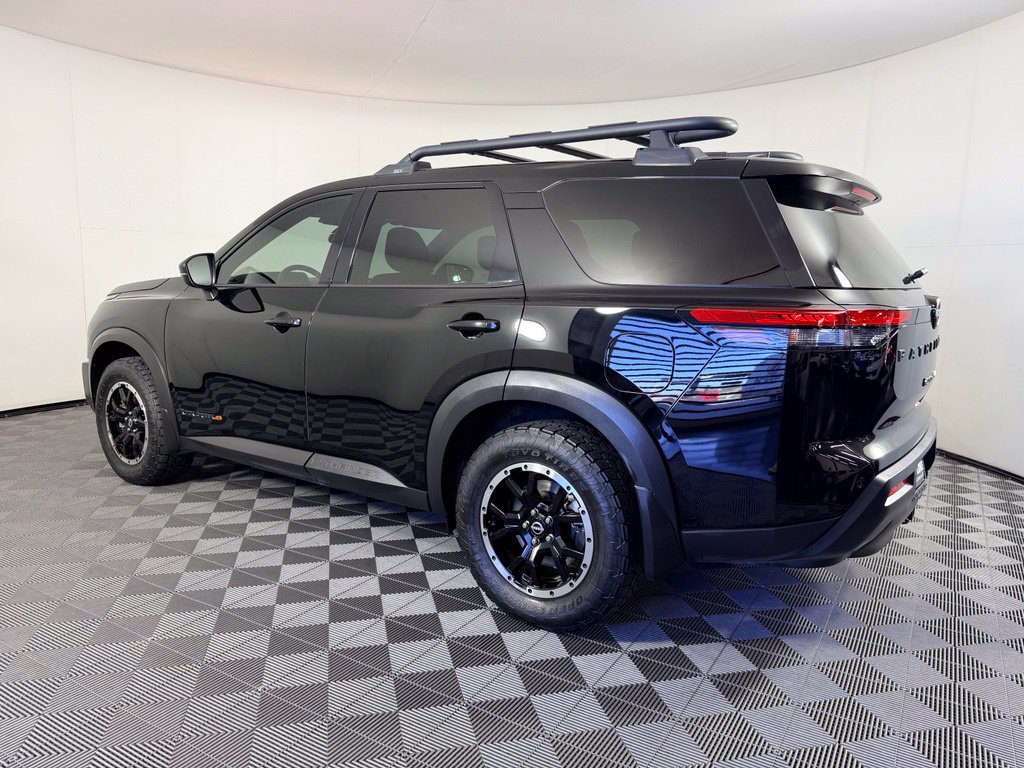 Used 2024 Nissan Pathfinder Rock Creek AWD/4WD image 10