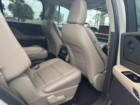 Certified 2023 Lincoln Aviator Reserve w/ Equipment Group 201A RWD image 23