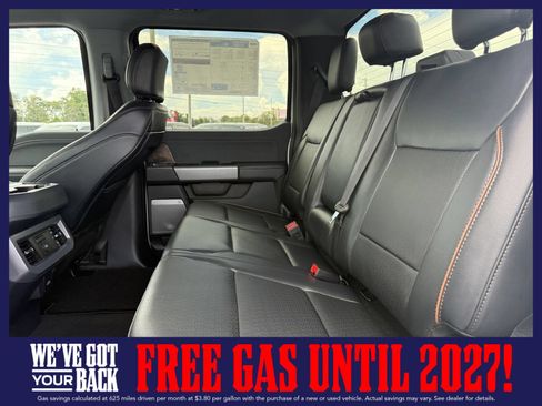 New 2026 Ford F250 Lariat w/ Black Appearance Package AWD/4WD image 16