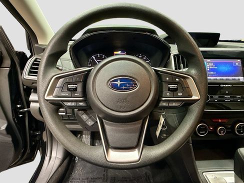Used 2021 Subaru Crosstrek 2.0i AWD/4WD image 14