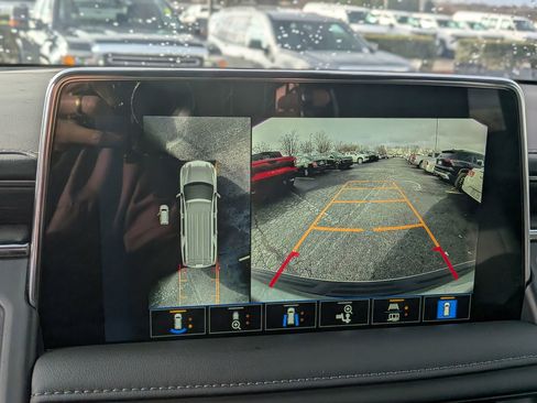 Certified 2024 Chevrolet Suburban Z71 w/ Luxury Package image 29